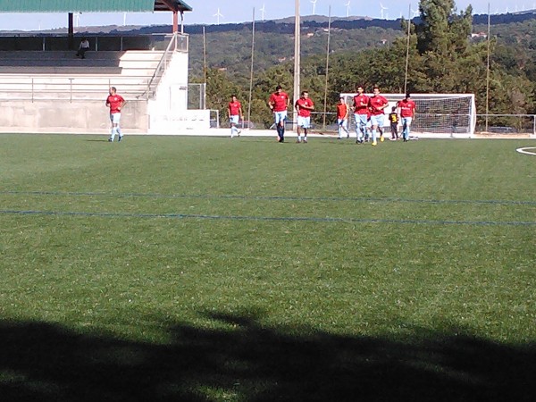 Foto calentamiento LEIRO en LOÑOA  07.10.12