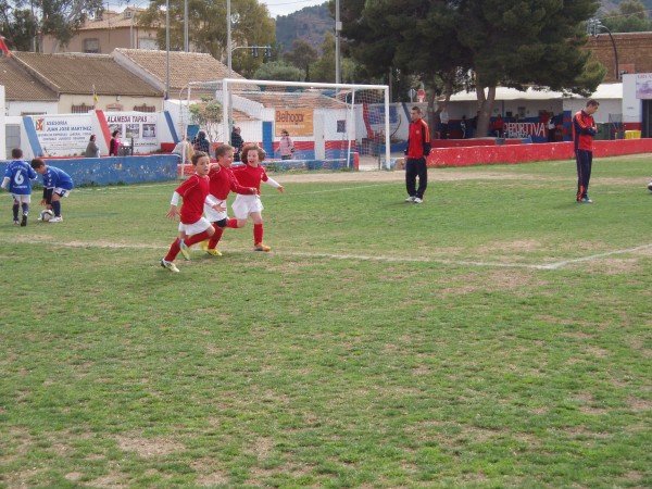 Foto CELEBRANDO OTRO GOL