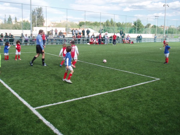 Foto LALO  LANZANDO DE FALTA