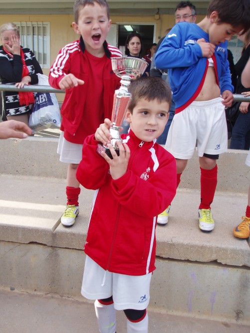 Foto JUAN CON LA COPA