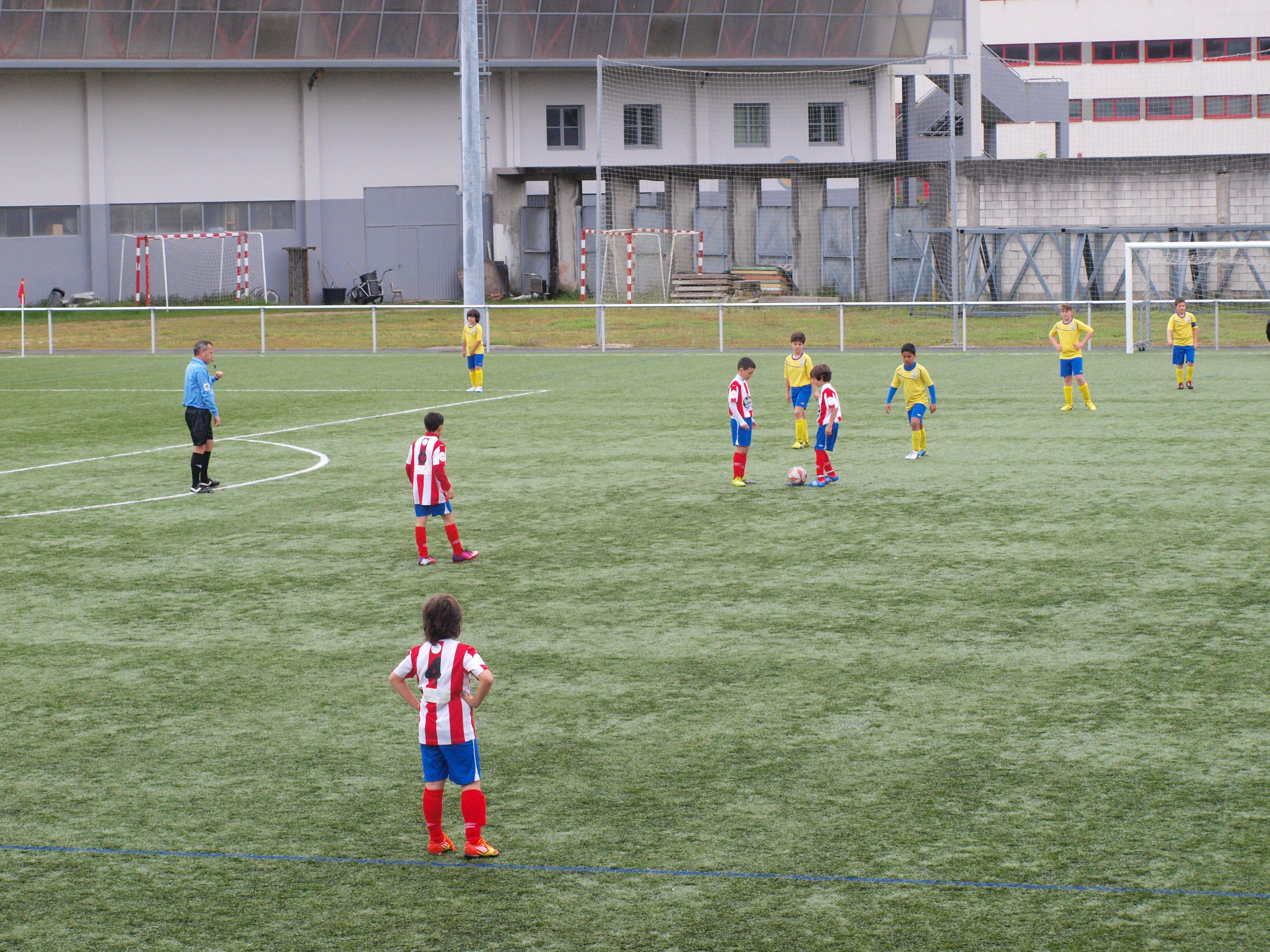 Foto COMIENZA EL PARTIDO TRAS PITIDO INICIAL 