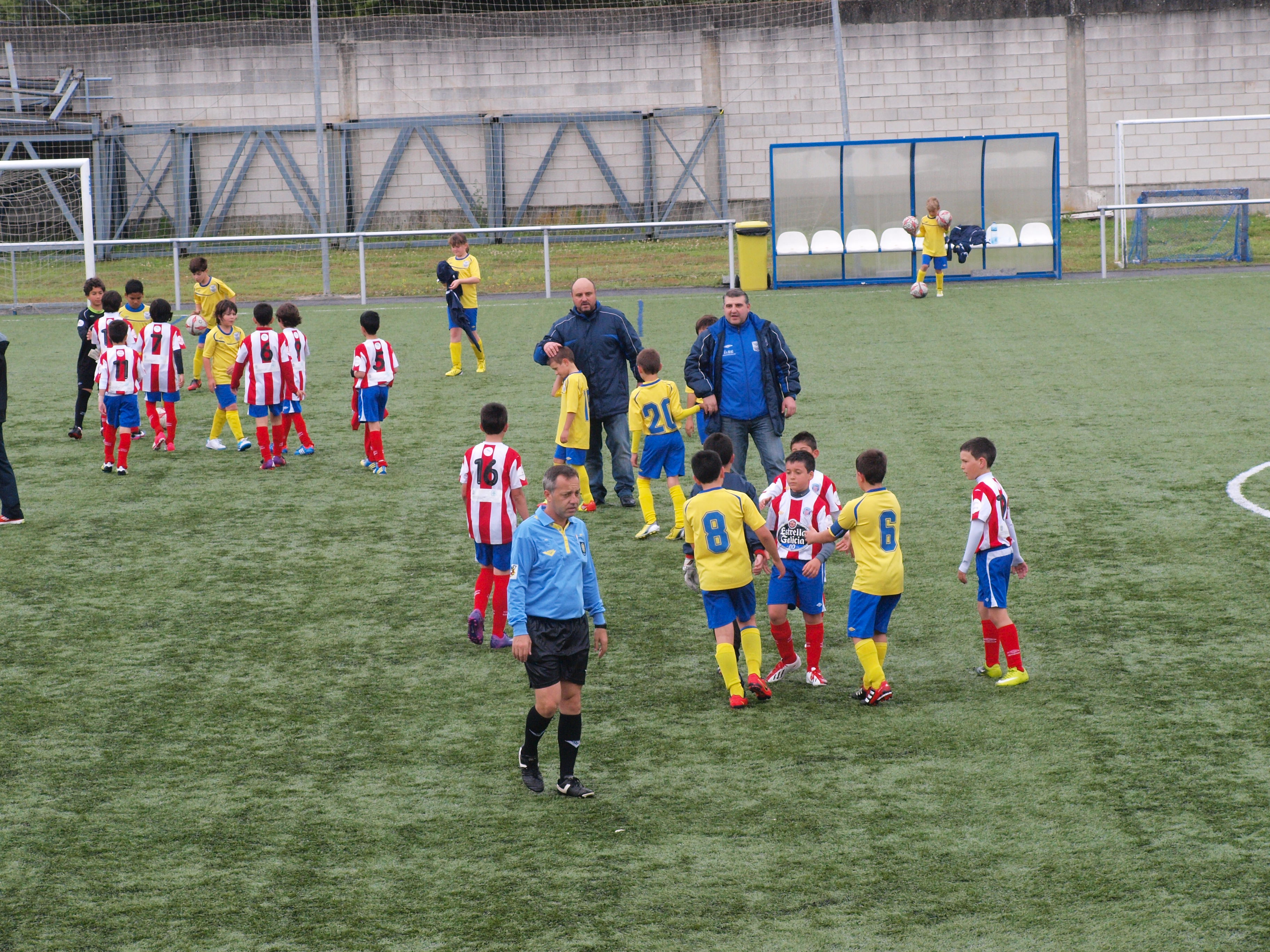 Foto DEPORTIVIDAD AL FINAL DEL PARTIDO 
